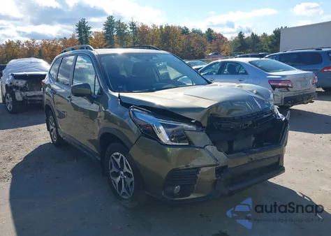 2023 Subaru Forester Premium z USA, uszkodzony, nr VIN JF2SKADC9PH499715